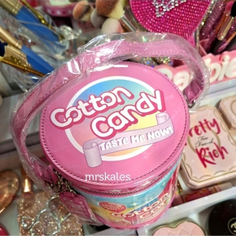 Cotton Candy Bucket Crossbody Bag - Picture 9 of 12